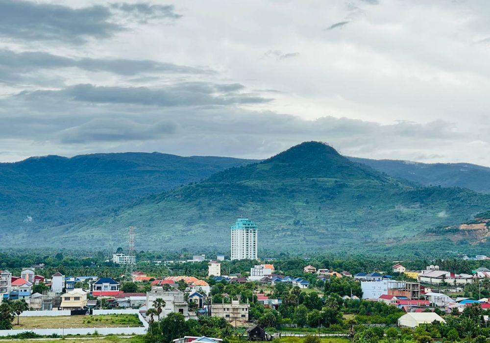 The Square Kampot Hotel